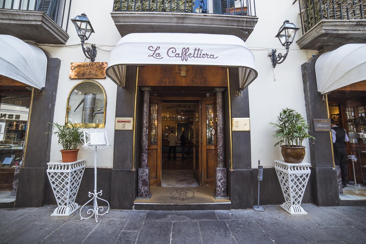 לינה וארוחת בוקר נאפולי Le Stanze Di Piazza Dei Martiri מראה חיצוני תמונה