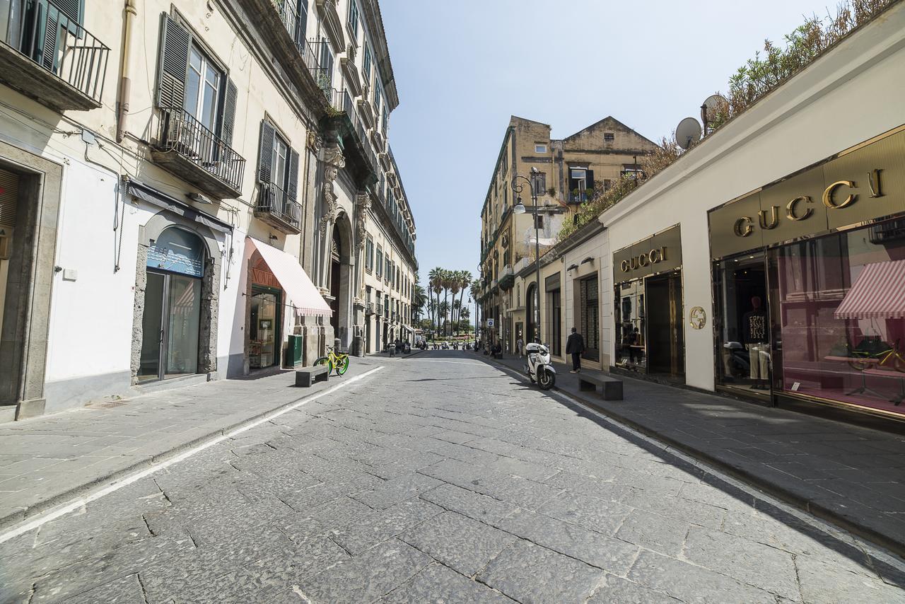 לינה וארוחת בוקר נאפולי Le Stanze Di Piazza Dei Martiri מראה חיצוני תמונה